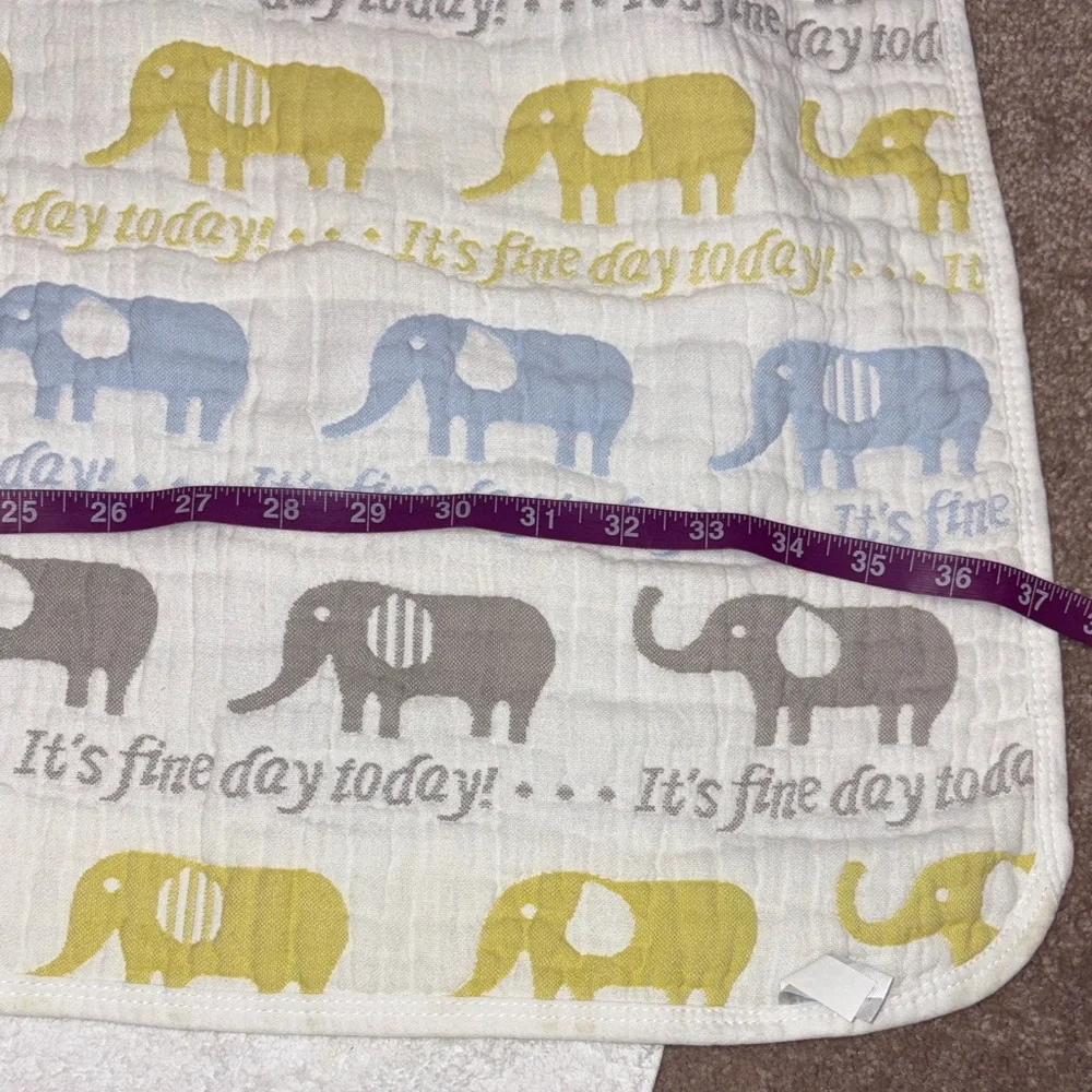 Elephant cotton muslin crib blanket “it’s a fine day” unisex